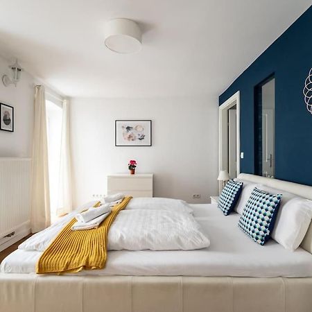 Cozy 1Br Duplex Near Center By Hm Apartman Bécs Kültér fotó