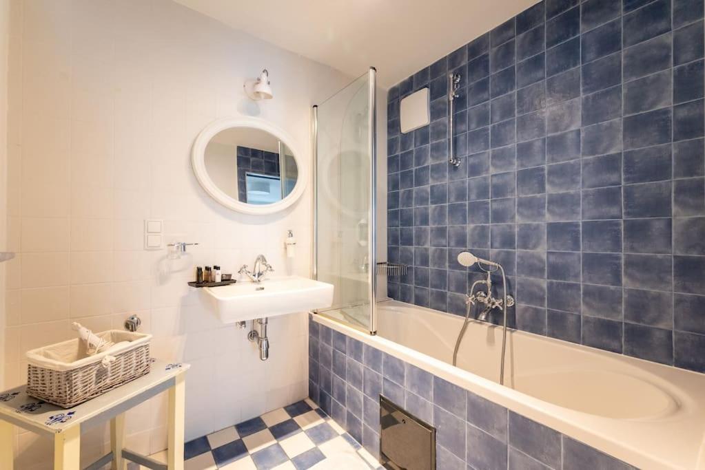 Cozy 1Br Duplex Near Center By Hm Apartman Bécs Kültér fotó